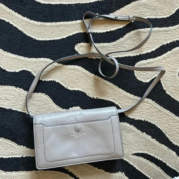 Marc Jacobs Empire City Crossbody - Picture 2 of 9